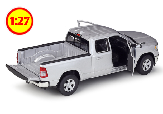 DODGE RAM 1500 PLATEADO 2019 1/27 — foto 2